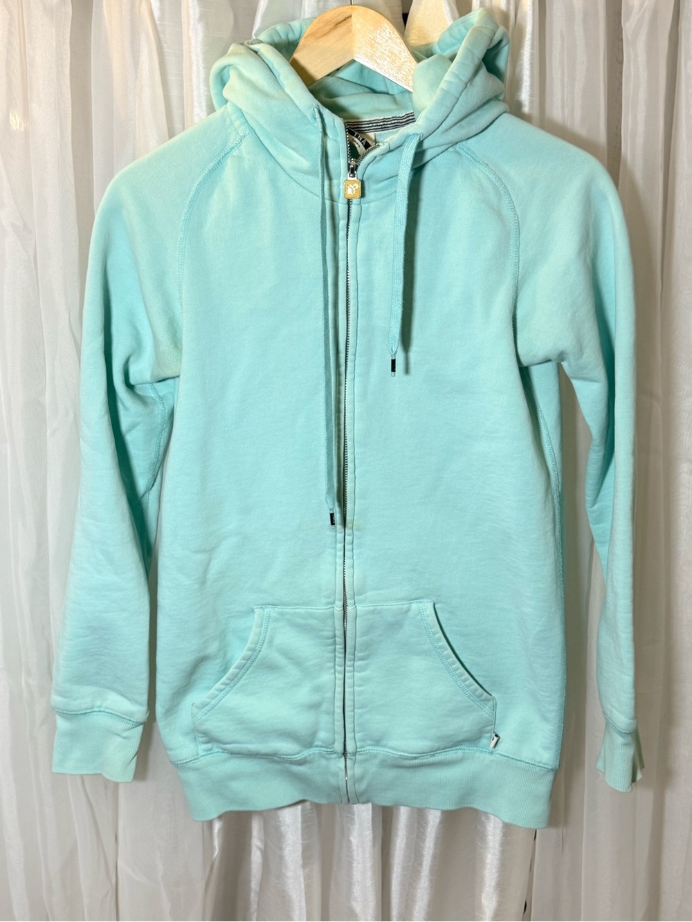 Sweater subcategory identification